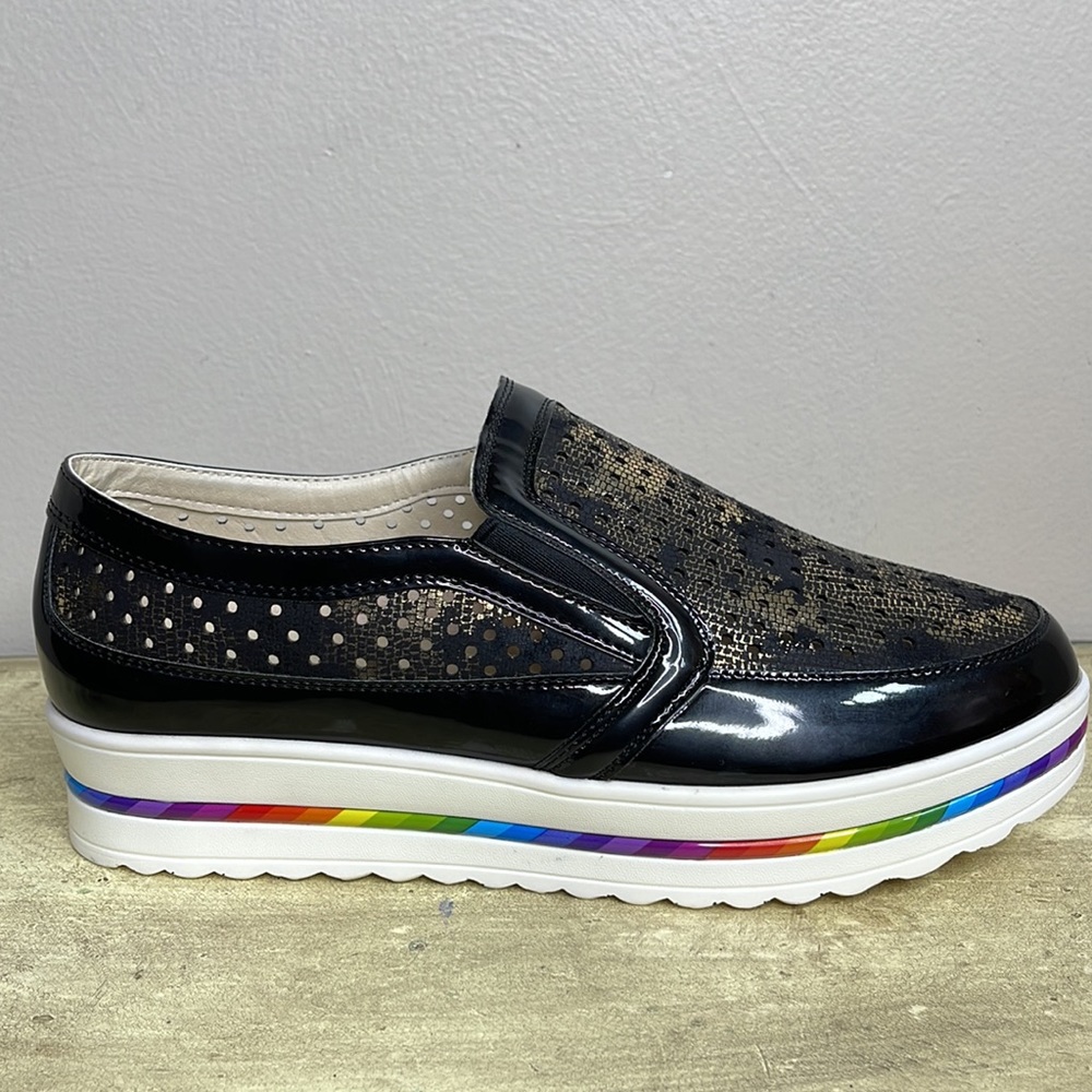 🏷️🏷️ Bundle 2/$12 or 3/$15🏷️🏷️ Luyi Obuwi Slip On Platform Shoe with Rainbow - Picture 11 of 12